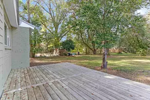 810 W Lakeview Ave, Pensacola, FL 32501 - Photo 43
