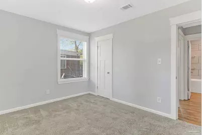 810 W Lakeview Ave, Pensacola, FL 32501 - Photo 23