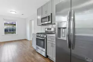 810 W Lakeview Ave, Pensacola, FL 32501 - Photo 13