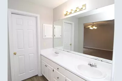 6854 Cedar Ridge Cir, Milton, FL 32570 - Photo 9