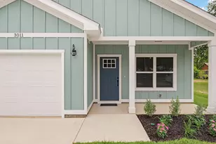 3011 N 15th Ave, Milton, FL 32583 - Photo 1