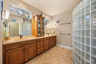 4154 Oak Pointe Dr, Gulf Breeze, FL 32563 - Photo 7