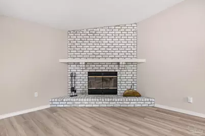 5850 Princeton Dr, Pensacola, FL 32526 - Photo 9