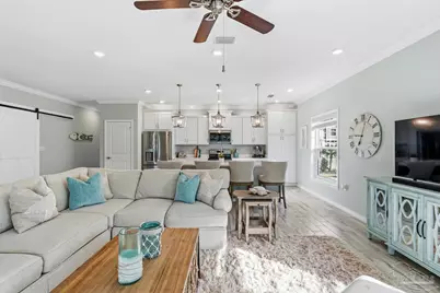 6597 Carlinga Dr, Pensacola, FL 32507 - Photo 9