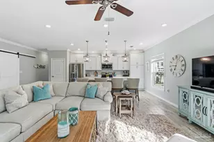 6597 Carlinga Dr, Pensacola, FL 32507 - Photo 9