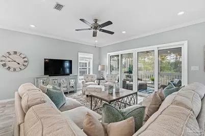 6597 Carlinga Dr, Pensacola, FL 32507 - Photo 11