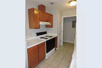 2303 W Michigan Ave #H-9, Pensacola, FL 32526 - Photo 3