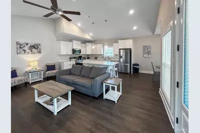 241 N H St, Pensacola, FL 32502 - Photo 23