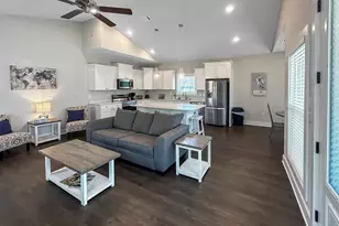 241 N H St, Pensacola, FL 32502 - Photo 23