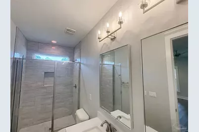 241 N H St, Pensacola, FL 32502 - Photo 15