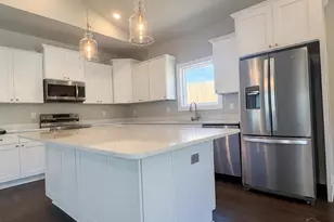 241 N H St, Pensacola, FL 32502 - Photo 7