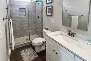 241 N H St, Pensacola, FL 32502 - Photo 9