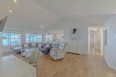 5756 East Bay Blvd, Gulf Breeze, FL 32563 - Photo 9