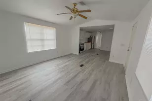 904 Brookhills Dr, Cantonment, FL 32533 - Photo 17