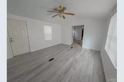 904 Brookhills Dr, Cantonment, FL 32533 - Photo 19