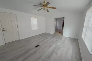 904 Brookhills Dr, Cantonment, FL 32533 - Photo 19