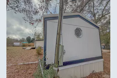 904 Brookhills Dr, Cantonment, FL 32533 - Photo 5