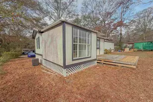 904 Brookhills Dr, Cantonment, FL 32533 - Photo 11