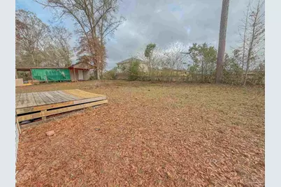 904 Brookhills Dr, Cantonment, FL 32533 - Photo 13