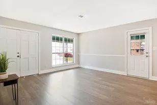 7830 Herrington Dr, Pensacola, FL 32534 - Photo 5