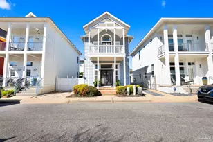 554 Santos St, Pensacola, FL 32502 - Photo 1