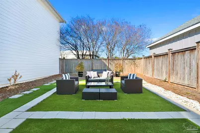 554 Santos St, Pensacola, FL 32504 - Photo 19