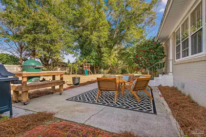 1834 Peyton Dr, Pensacola, FL 32503 - Photo 9