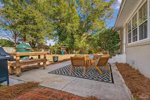 1834 Peyton Dr, Pensacola, FL 32503 - Photo 9