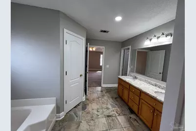 7230 Annandale Dr, Pensacola, FL 32526 - Photo 19
