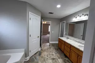 7230 Annandale Dr, Pensacola, FL 32526 - Photo 19