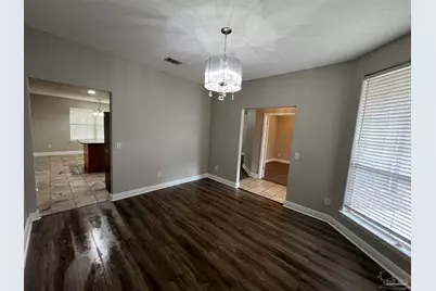 7230 Annandale Dr, Pensacola, FL 32526 - Photo 7