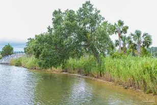 300 Bayou Blvd, Pensacola, FL 32503 - Photo 33