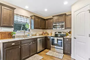 247 Tree Swallow Dr, Pensacola, FL 32503 - Photo 3