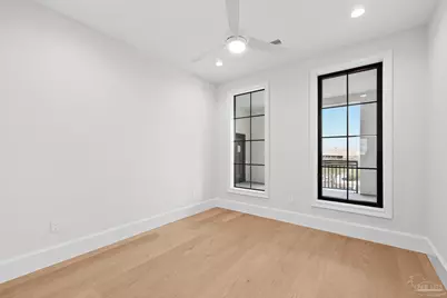 800 S Palafox St #301, Pensacola, FL 32502 - Photo 5