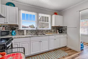 2500 W Jackson St, Pensacola, FL 32505 - Photo 17