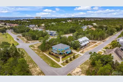 554 Downhaul Dr, Pensacola, FL 32507 - Photo 43