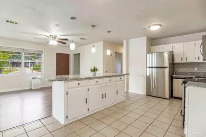 3255 Newton Dr, Pensacola, FL 32503 - Photo 5