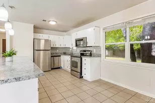 3255 Newton Dr, Pensacola, FL 32503 - Photo 7