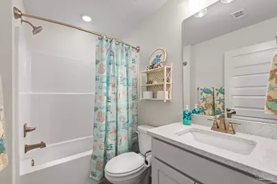 1045 Woodlore Cir, Gulf Breeze, FL 32563 - Photo 17