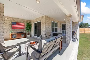 1045 Woodlore Cir, Gulf Breeze, FL 32563 - Photo 5