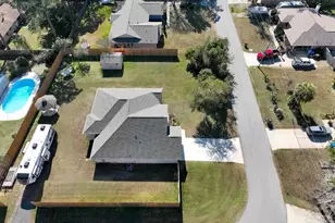 1045 Woodlore Cir, Gulf Breeze, FL 32563 - Photo 7