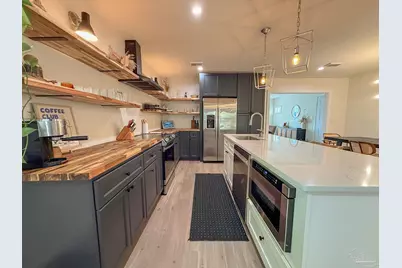 1322 Dexter Ave, Pensacola, FL 32507 - Photo 9