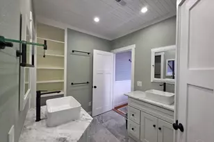 430 S 1st St, Pensacola, FL 32507 - Photo 15