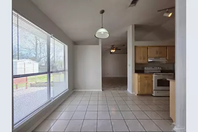 824 Lavon Dr, Pensacola, FL 32506 - Photo 17