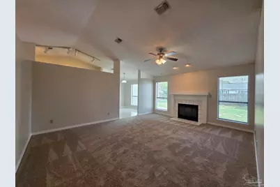824 Lavon Dr, Pensacola, FL 32506 - Photo 3