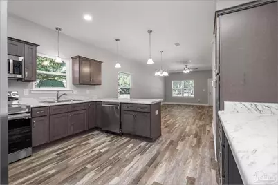 618 Rentz Ave, Pensacola, FL 32507 - Photo 9