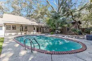 103 Highpoint Dr, Gulf Breeze, FL 32561 - Photo 51