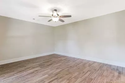 103 Highpoint Dr, Gulf Breeze, FL 32561 - Photo 29