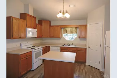 551 Riola Pl, Pensacola, FL 32506 - Photo 5