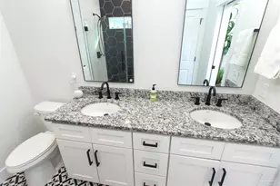 615 N B St, Pensacola, FL 32501 - Photo 15